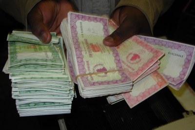 zimbabwe bearer cheques (file photo).