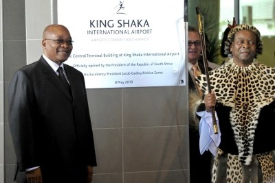 Le Président Jacob Zuma et le Roi Goodwill Zwelithini officially inaugurant l'aéroport  international King Shaka.