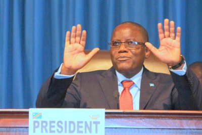 Aubin Minaku, élu nouveau président de l'Assemblée nationale congolaise le 12/04/2012 à Kinshasa.