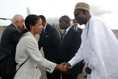 US Ambassador to the UN Susan Rice and other Security Council members are greeted upon arrival in Liberia.