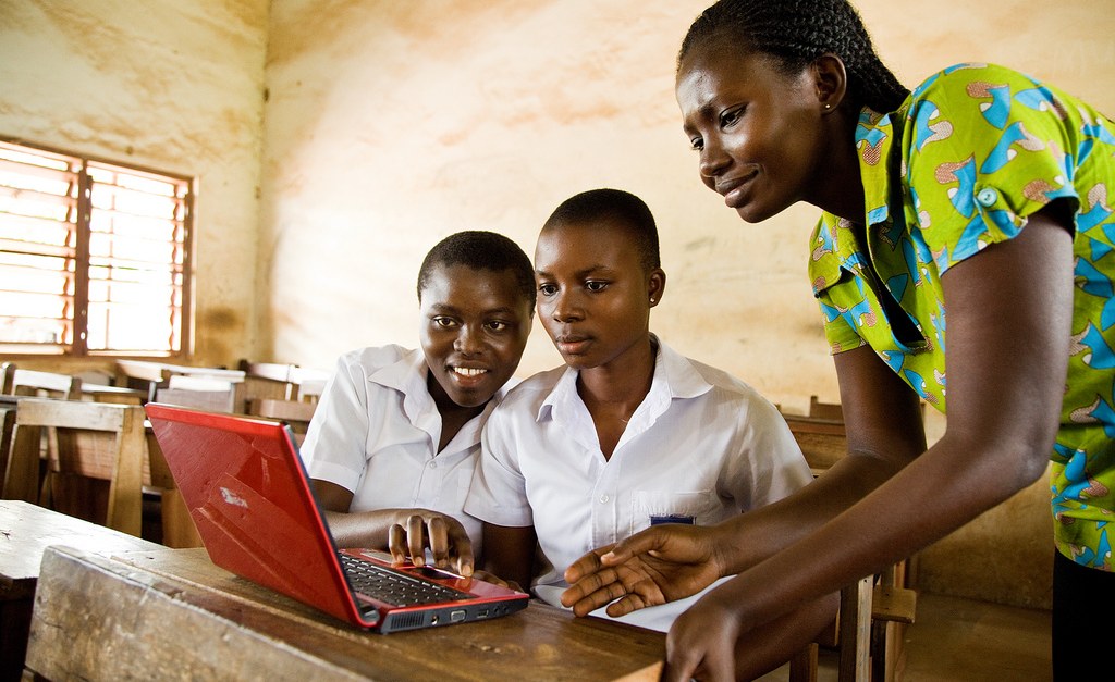 South Africa Piloting 'White Space' Broadband in SA