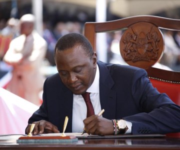 Uhuru Kenyatta Sworn in as Kenya's New  President