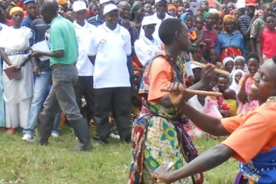 Les tambourinaires du Burundi changent de sexe