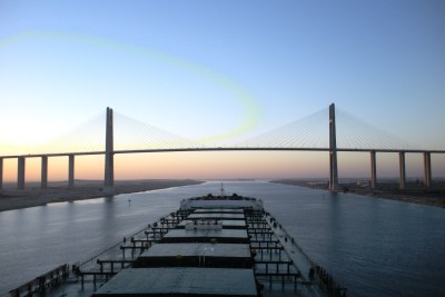 (Photo d'archives) - Le pont construit sur le Canal de Suez.