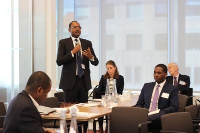 AllAfrica Executive Chair Amadou Mahtar Ba addressing the Frontier 100 Forum in Washington, DC, October 2015