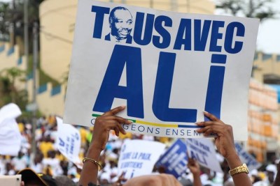 Pancarte pour soutenir le candidat Ali Bongo pour sa réelection