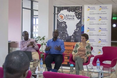 From Left: Vincent Ng’ethe (deputy editor at Africa Check) Eric Mugendi (managing editor at Pesa Check) and Dr Maria Canudo (assistant professor of Journalism and Mass Communication at USIU-Africa) during the media round table on ‘fake news’ at USIU-Africa.