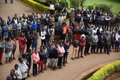 Kenya Universities Staff Union’s Moi University Chapter members in Uasin Gishu County listen to secretary-general Charles Mukhwaya’s briefing on April 4, 2018.