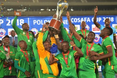The Warriors are victorious 2 years in a row! Zimbabwe’s 6th #COSAFACup trophy!