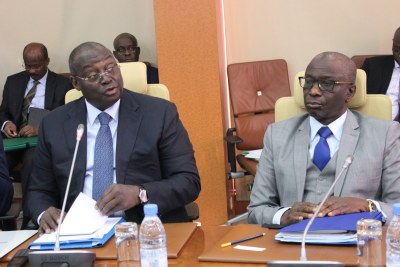 Le gouverneur de la BCEAO, M. Tiémoko Meyliet Koné et le vice-gouverneur, M. Abdoulaye Diop, lors de la réunion du Comité de Politique Monétaire de la Banque, le mercredi 12 juin 2019.