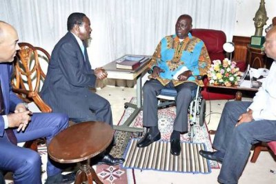 Peter Kenneth, left, and Wiper leader Kalonzo Musyoka, second left, console former President Daniel Toroitich arap Moi, centre, on the death of his son at his Kabarak home on April 25, 2019 as Baringo Senator Gideon Moi, right, looks on.