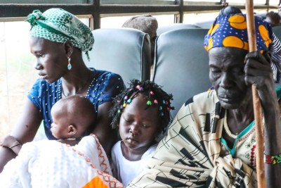 A displaced family leaves a UN protection camp in Juba to return to their home in the Jonglei region of South Sudan (file photo).
