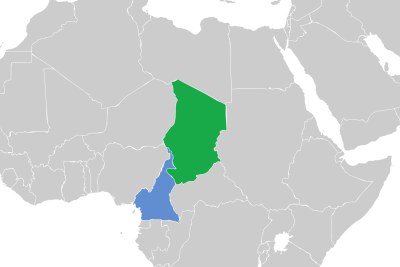 Une carte montrant l'emplacement du Cameroun (en bleu) et du Tchad (en vert).