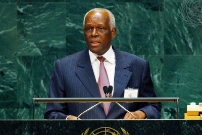 José Eduardo dos Santos, President of the Republic of Angola, addresses a United Nations meeting in 2007.
